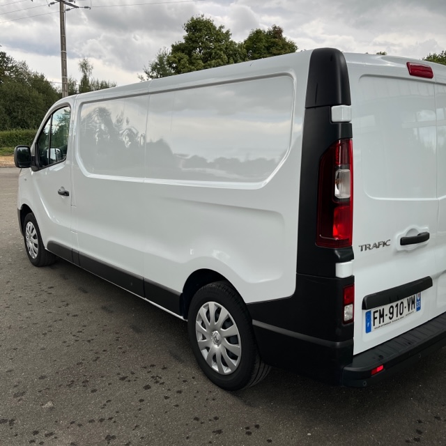 Renault Trafic III 1.6 Grand Confort L2h1 1300 Energy DCI 125