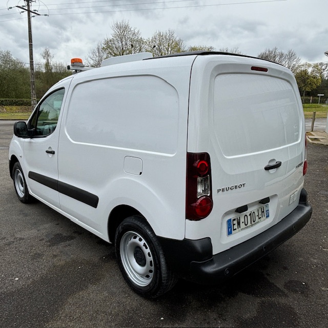 Peugeot Partner II 1.6 bluehdi 100 club avec girafon – Image 10
